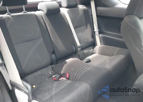 2014 Scion Tc 10 Series z USA, uszkodzony, nr VIN JTKJF5C7XE3073013